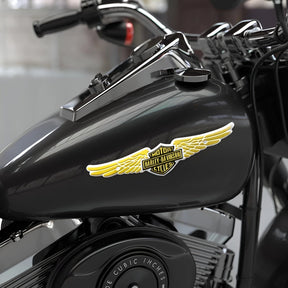 Adesivo de Metal Harley Davidson Adesivo de Metal Harley Davidson Cyril 