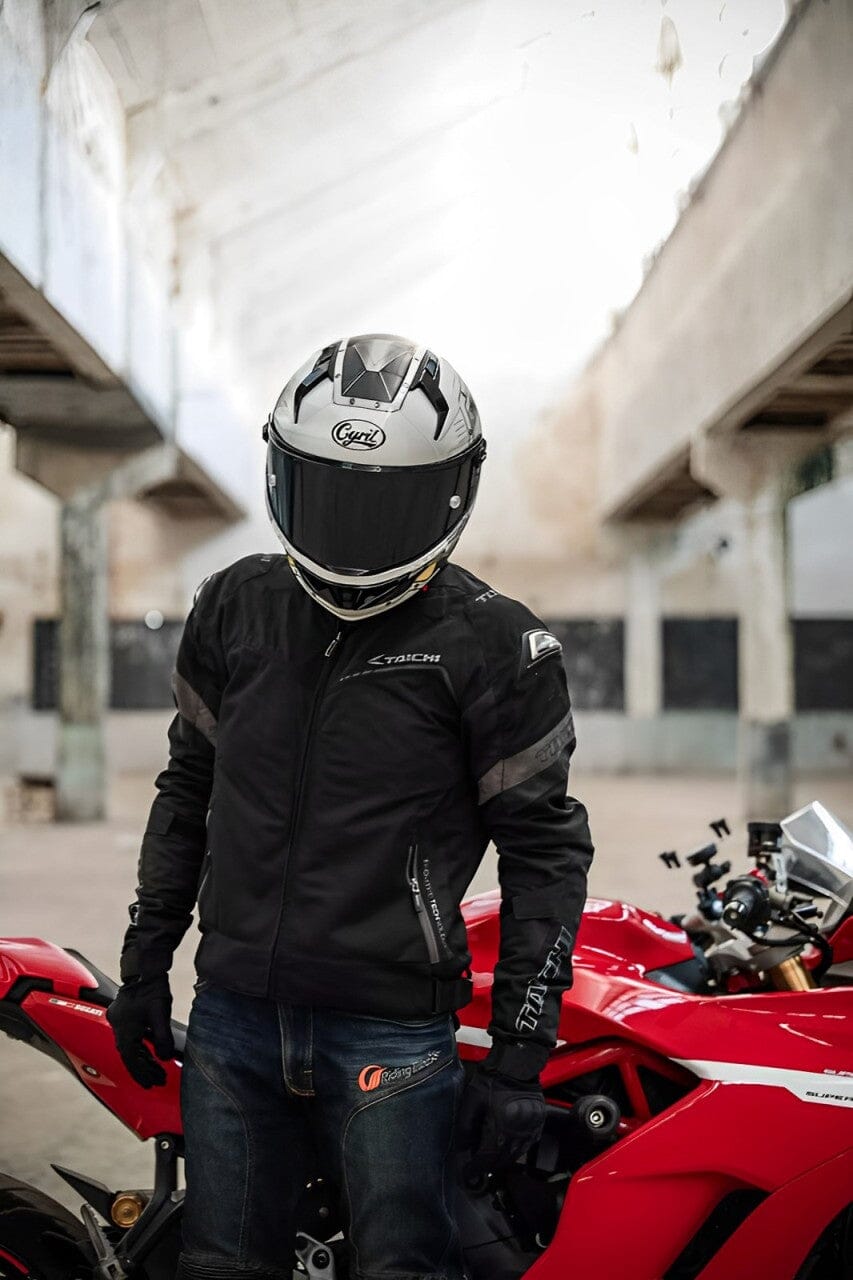 Capacete Moto Fibra Carbono R1 Blackout Capacete Moto Fibra Carbono R1 Cyril 