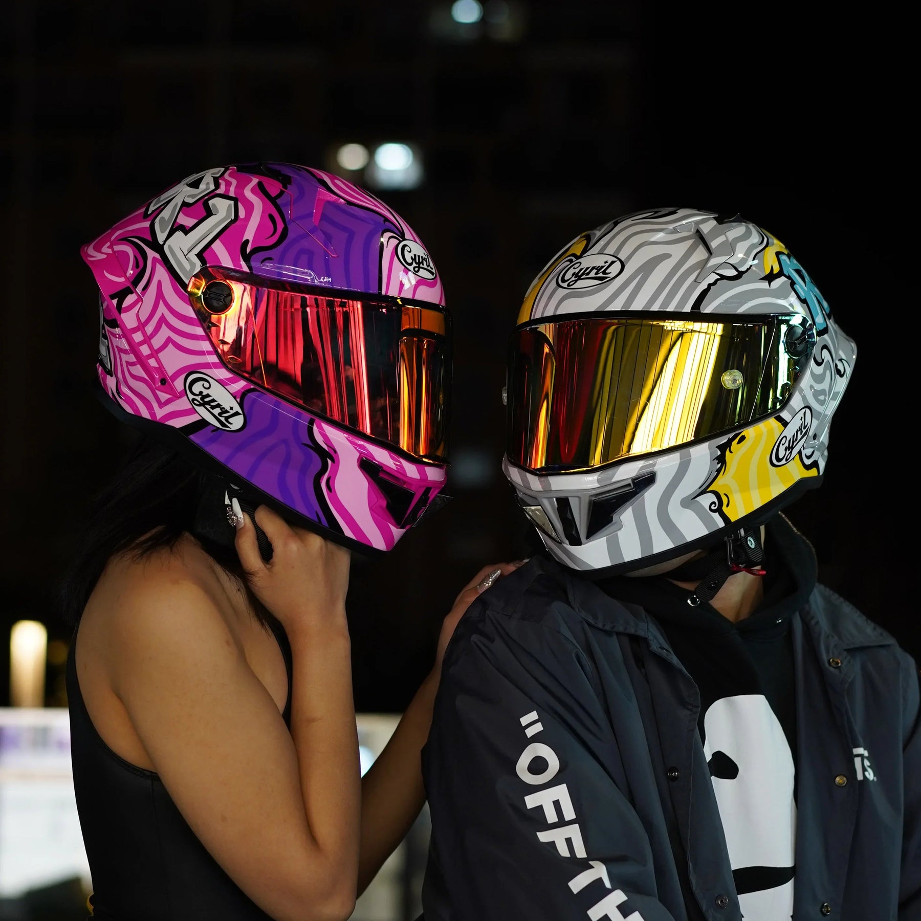 Capacete Moto Fibra Carbono R1 Onyx Capacete Moto Fibra Carbono R1 Cyril 